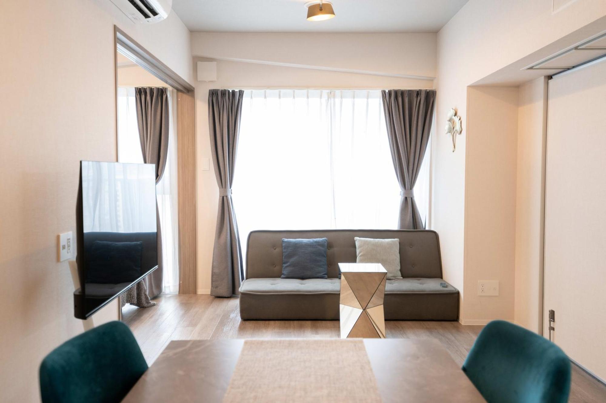 Apartment Regale Dotonbori East